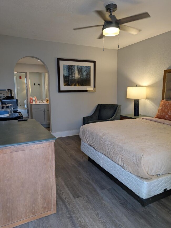 Photo - 6633 Studios