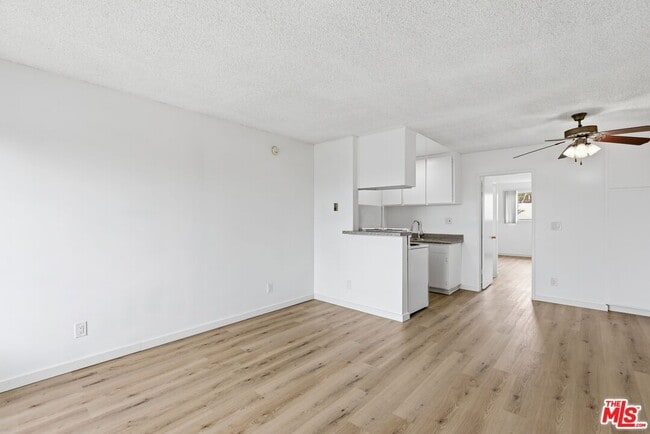 Photo - 711 Machado Dr Unit 6