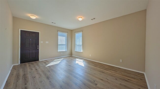 Photo - 16006 Arapaho Bend Ln