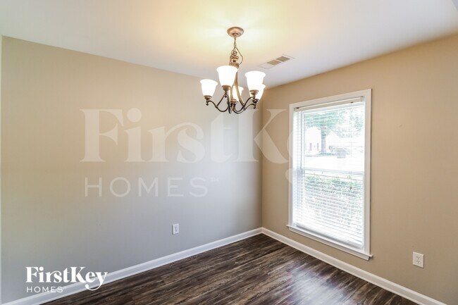 3943 Kimberly Dawn Cove