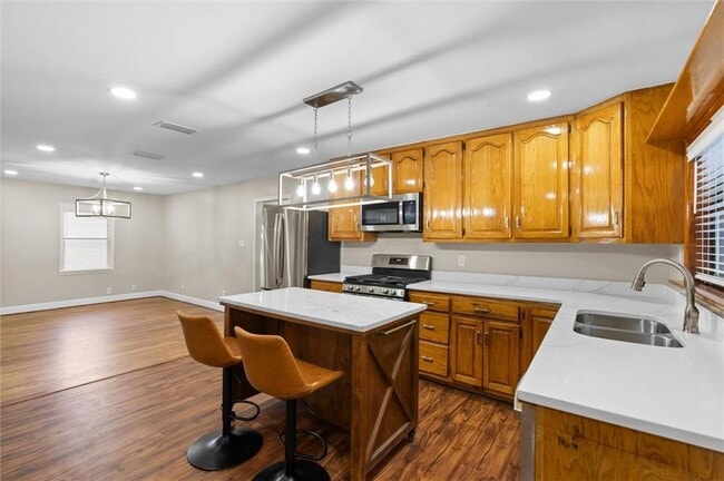 Photo - 2609 Longleaf Dr