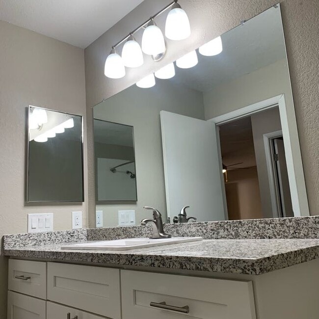 1HAB, 1BA Reno-748 ft² baño - Village of Santo Domingo