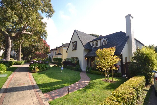 Photo - 20 San Leandro Way