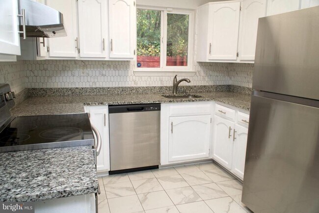 Photo - 7710 Merrick Ln