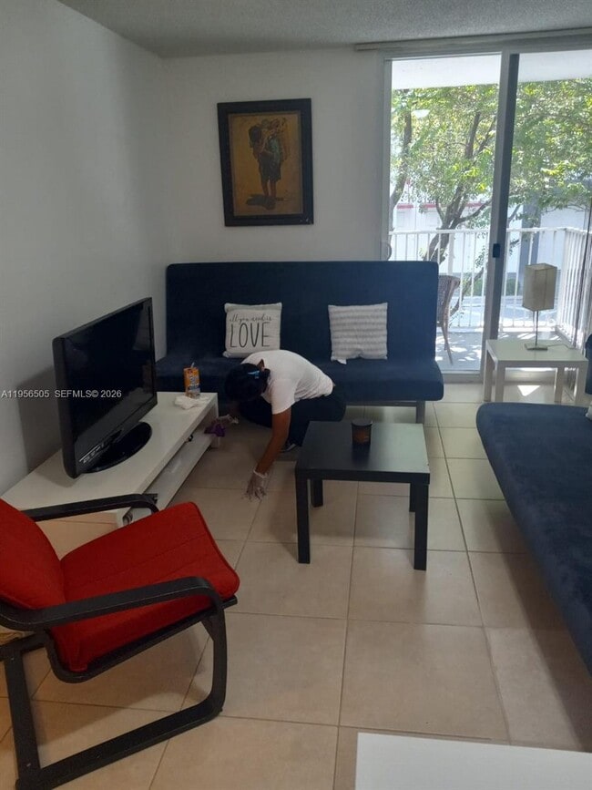 Photo - 800 N Miami Ave Unidad E-207