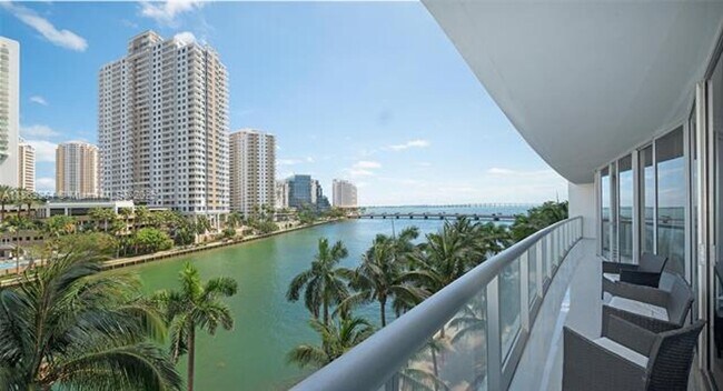 Photo - 495 Brickell Ave Unidad 495 Brickell Ave  520