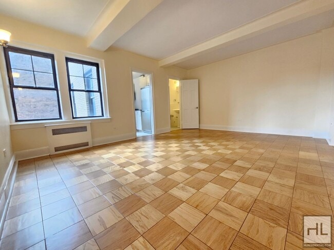 Building Photo - Christopher Street Rental