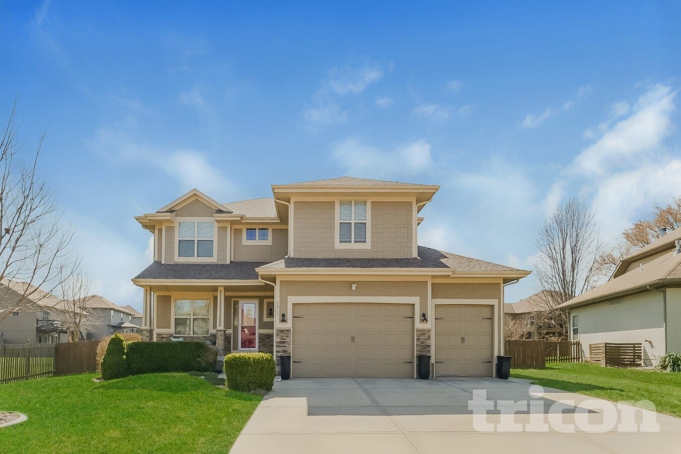 Photo - 2817 NE Parkwood Dr