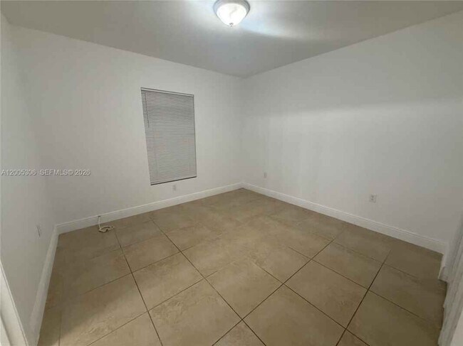 Photo - 1565 NW 47th St