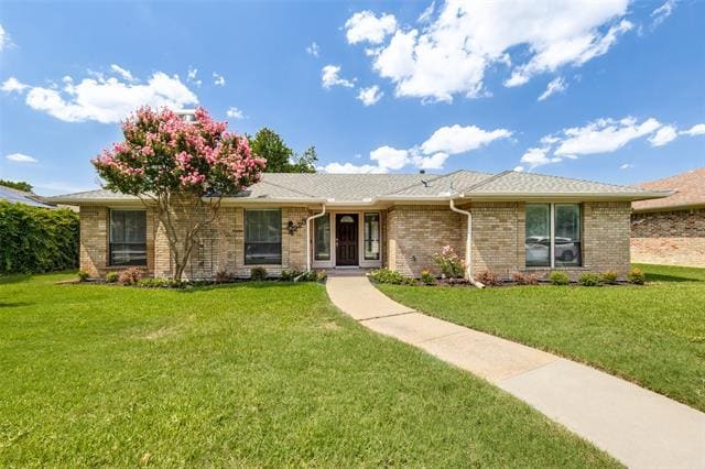 Building Photo - 4223 Lawngate Dr