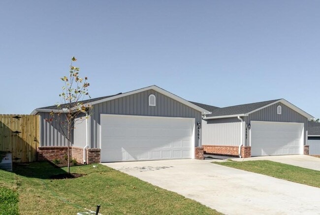 Photo - 6505 NW Gregory St