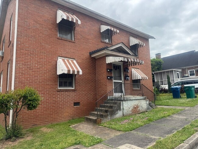 Building Photo - 102 Blyth Ave Unit 102D-Blyth