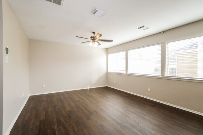 Photo - 1043 Verde Trails Dr