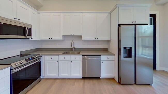 Building Photo - 20 Highgate St Rental