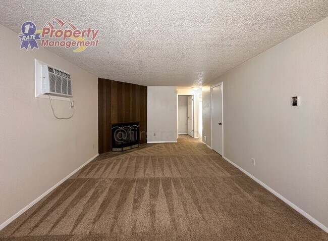 Photo - 1142 S Pond St