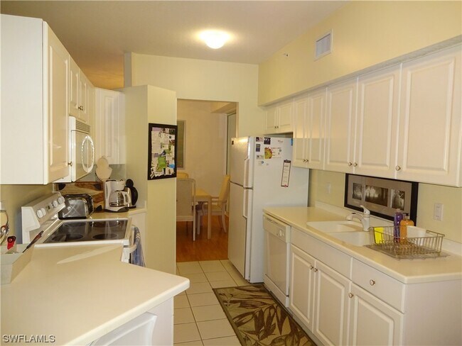 Photo - 690 Lalique Cir Unidad 1103