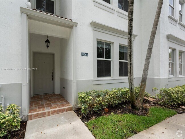 Building Photo - 15568 SW 39th St Rental