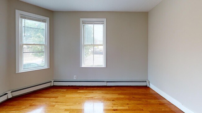 Photo - 280 McGrath Hwy