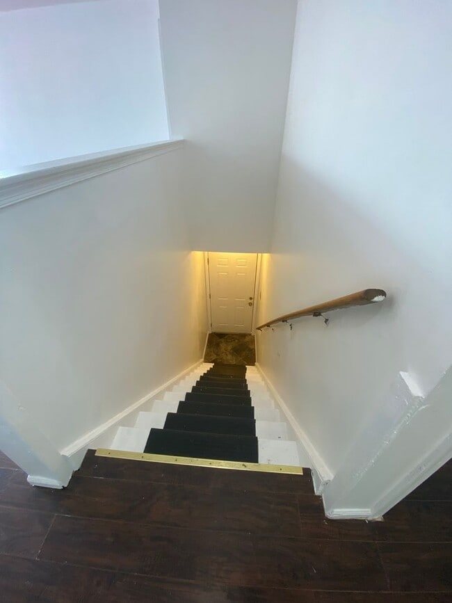 Photo - 303 Corinthian Ave Unit 2