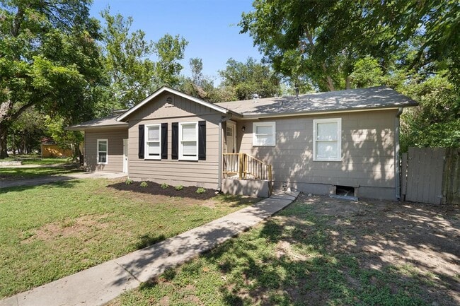 Building Photo - 1012 Barbara Dr