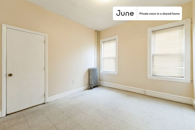 Photo - Room in Shared 5 bed/1.5 bath home Unit E