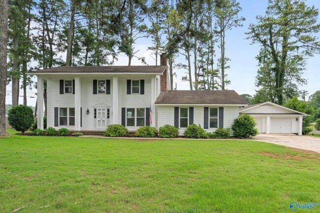 Building Photo - 101 Shady Ln