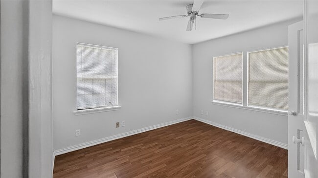 Photo - 1118 Hunter Dr Unidad A