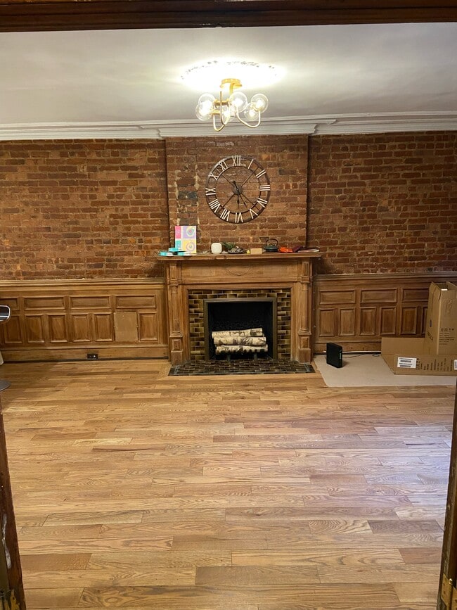 Photo - 308 Lewis Ave Unit Apt1