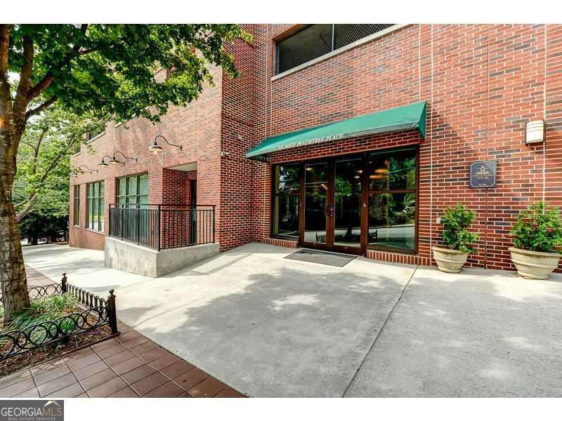 Photo - 115 W Peachtree Pl NW Unit 605