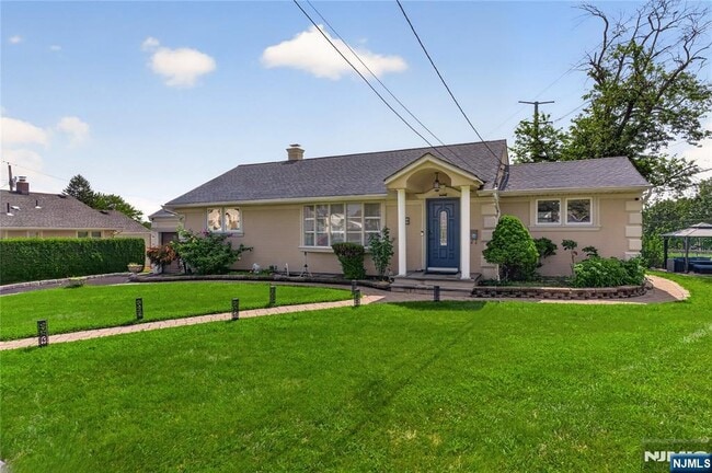 Photo - 8 Coyles Ct