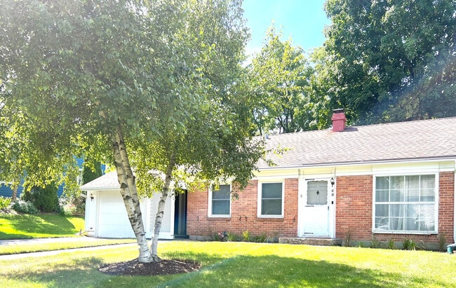 Photo - 48 S Seebert St