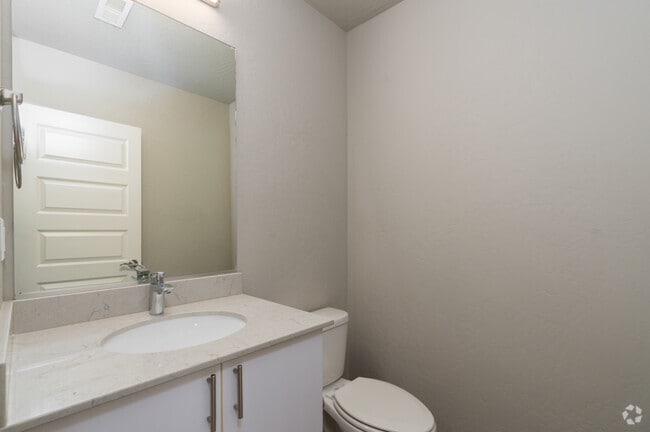 2BR, 3BA - 1267SF - Bathroom