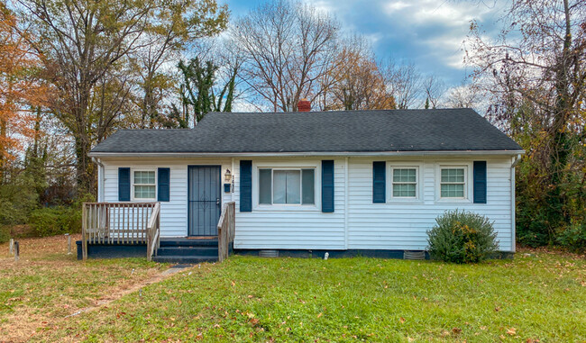 Photo - 1416 Minefee St House