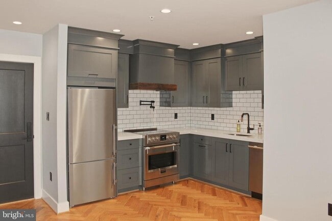 Photo - 1643 New Jersey Ave NW Unidad 2