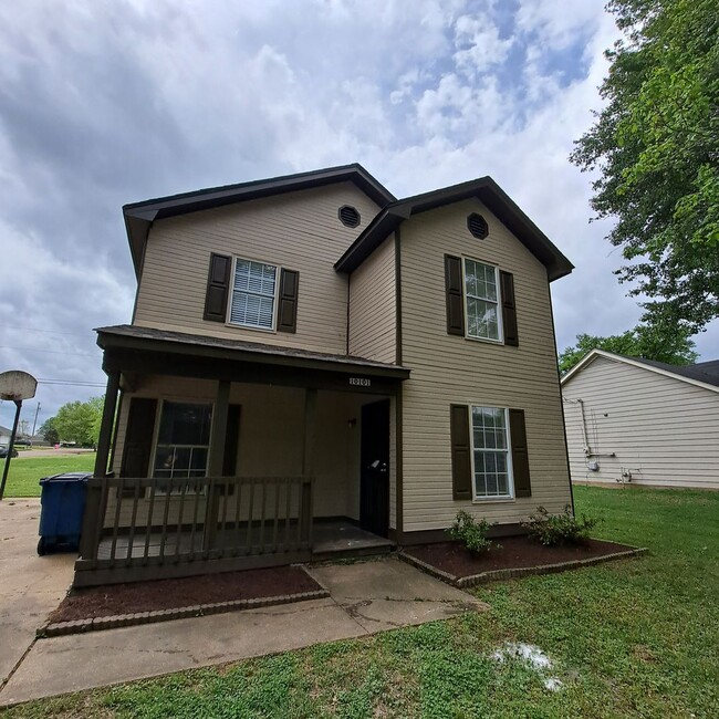 Building Photo - 10101 Stephenson Ln Rental