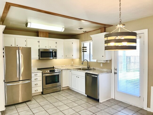 Photo - 3117 Debra Blvd