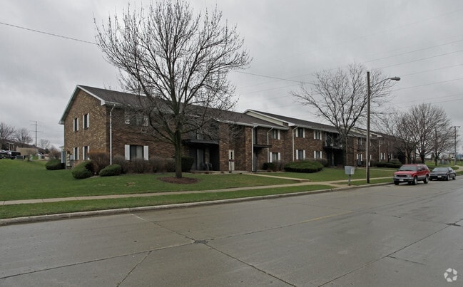 Cranberry Apartments - Cranberry Apartments
