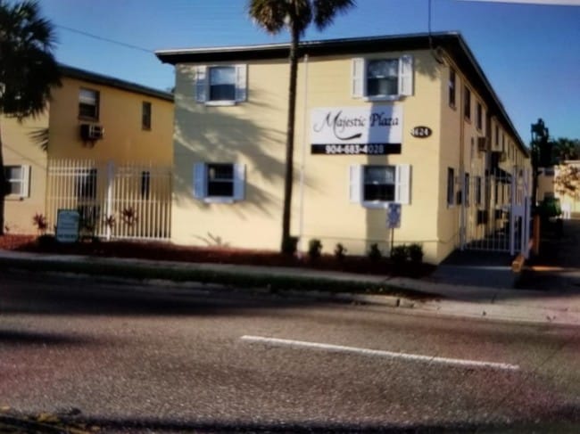 Primary Photo - Palm Terrace Apartments