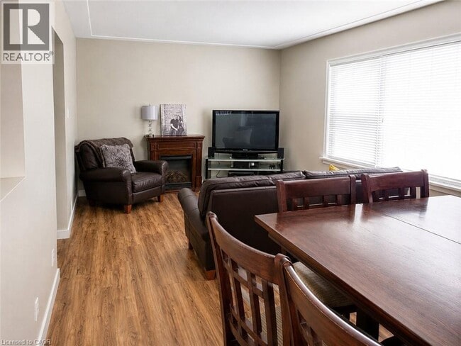 Photo - 112 Heiman St Unit 2