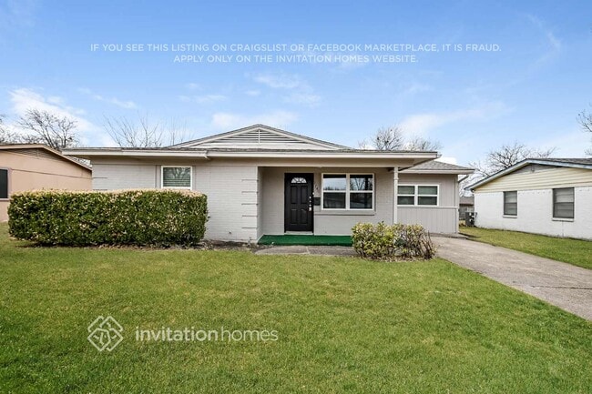 Building Photo - 2740 Blue Ridge Dr