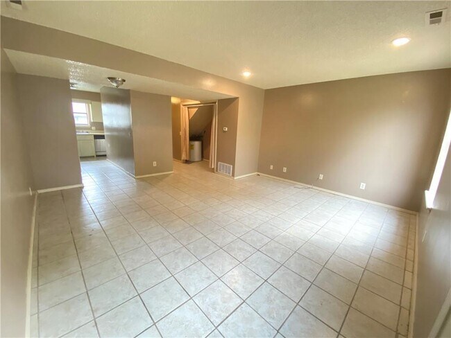 Photo - 1408 Christy Dr