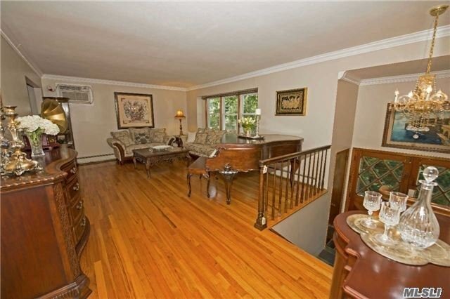 Photo - 1 Sunken Meadow Rd