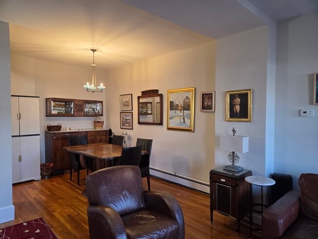 Photo - 70 Clarendon St Unit 4