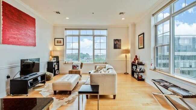 Photo - 769 Montgomery St Unit 605