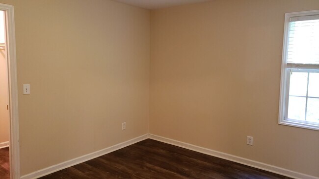 134 W Oak Ave