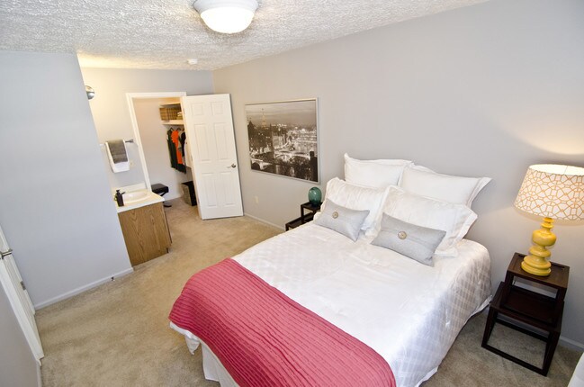 Photo - Burnt Tree Apartments