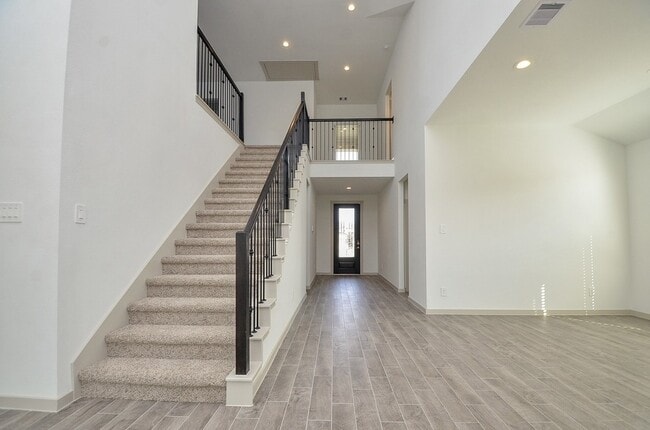 Photo - 29203 Pikes Peak Dr