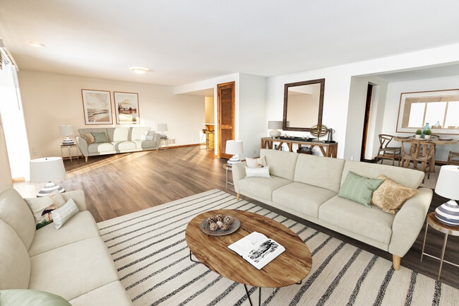 Photo - Greenwood Manor