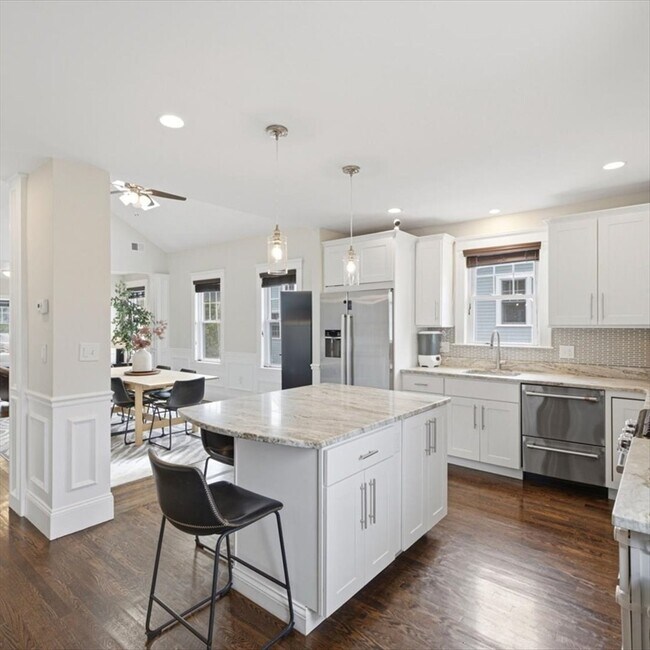9 Park St Unit 10