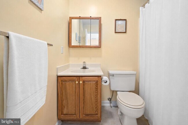 14301 Tunnel Ave Unit 3G